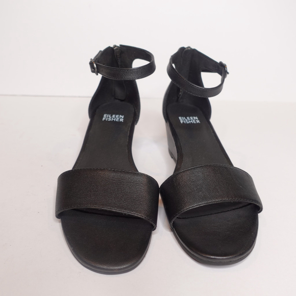 Eileen Fisher Women Mera Leather Ankle Strap Wedge Women's Sandals Size 6 NEW - Picture 1 of 7
